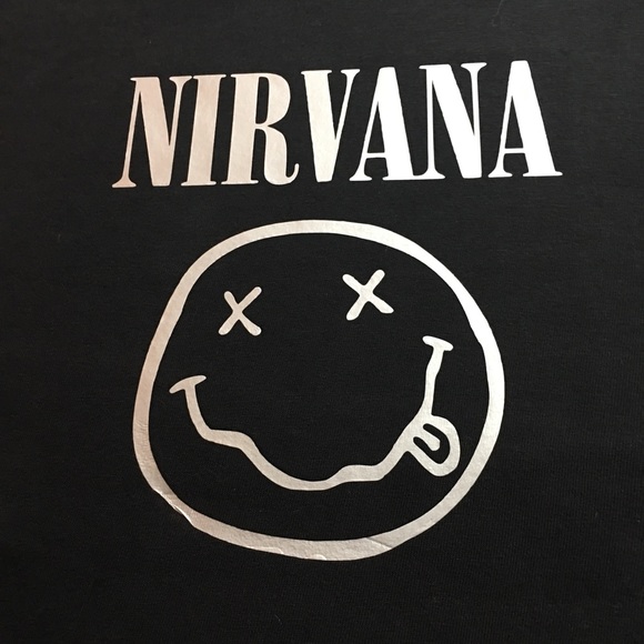 NEW Nirvana Smiley Rock Band Graphic Tee T-shirt Unisex Top - Picture 1 of 2